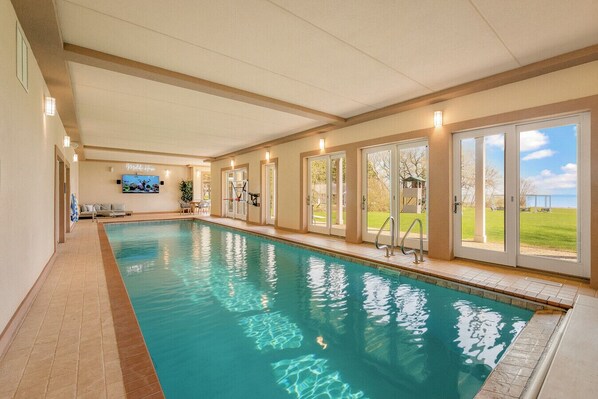 Indoor pool, a heated pool - Insane luxury beachfront estate - complete with indoor pool, arcade and theater! (Cleveland)