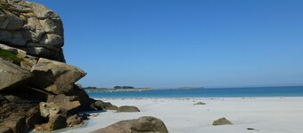 House in Treompan near Sandy Beach