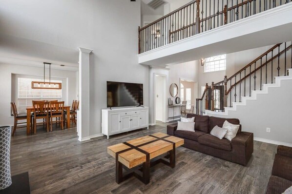 TV, fireplace, offices