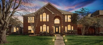 Dream Vacay in Central Plano - Pool & Grill