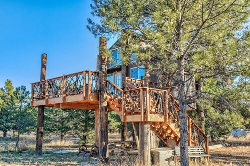 Heavenly Haven Treehouse