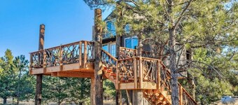 Heavenly Haven Treehouse