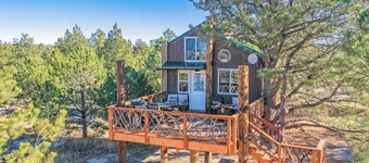 Heavenly Haven Treehouse