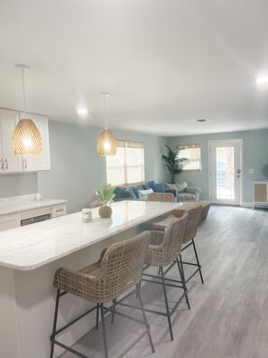 Interior - Longboat Key beach house - 5 min walk to the beaches and top local restaurants (Longboat Key)