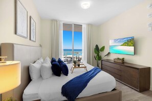 2 bedrooms, desk, iron/ironing board, travel crib