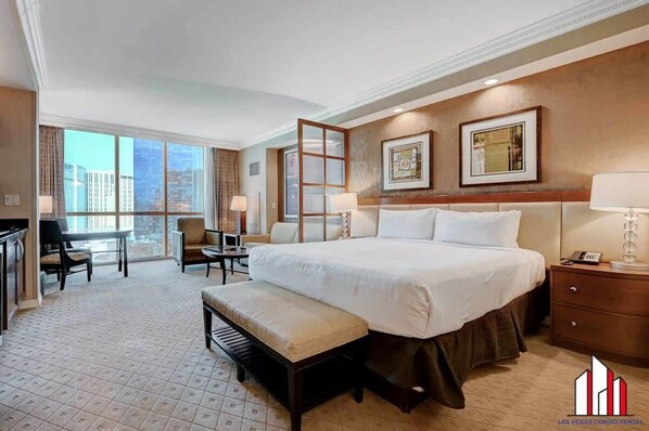 In-room safe, desk, iron/ironing board, free WiFi