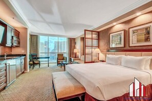 In-room safe, desk, iron/ironing board, free WiFi
