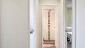 Uklassifisert bilde, 3 av 12, knapp