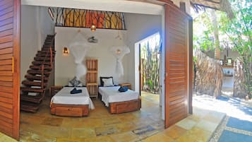 4 bedrooms, in-room safe, desk, free WiFi