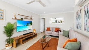 Smart TV, books