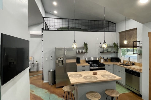 Refrigerador, microondas, horno, lavavajillas