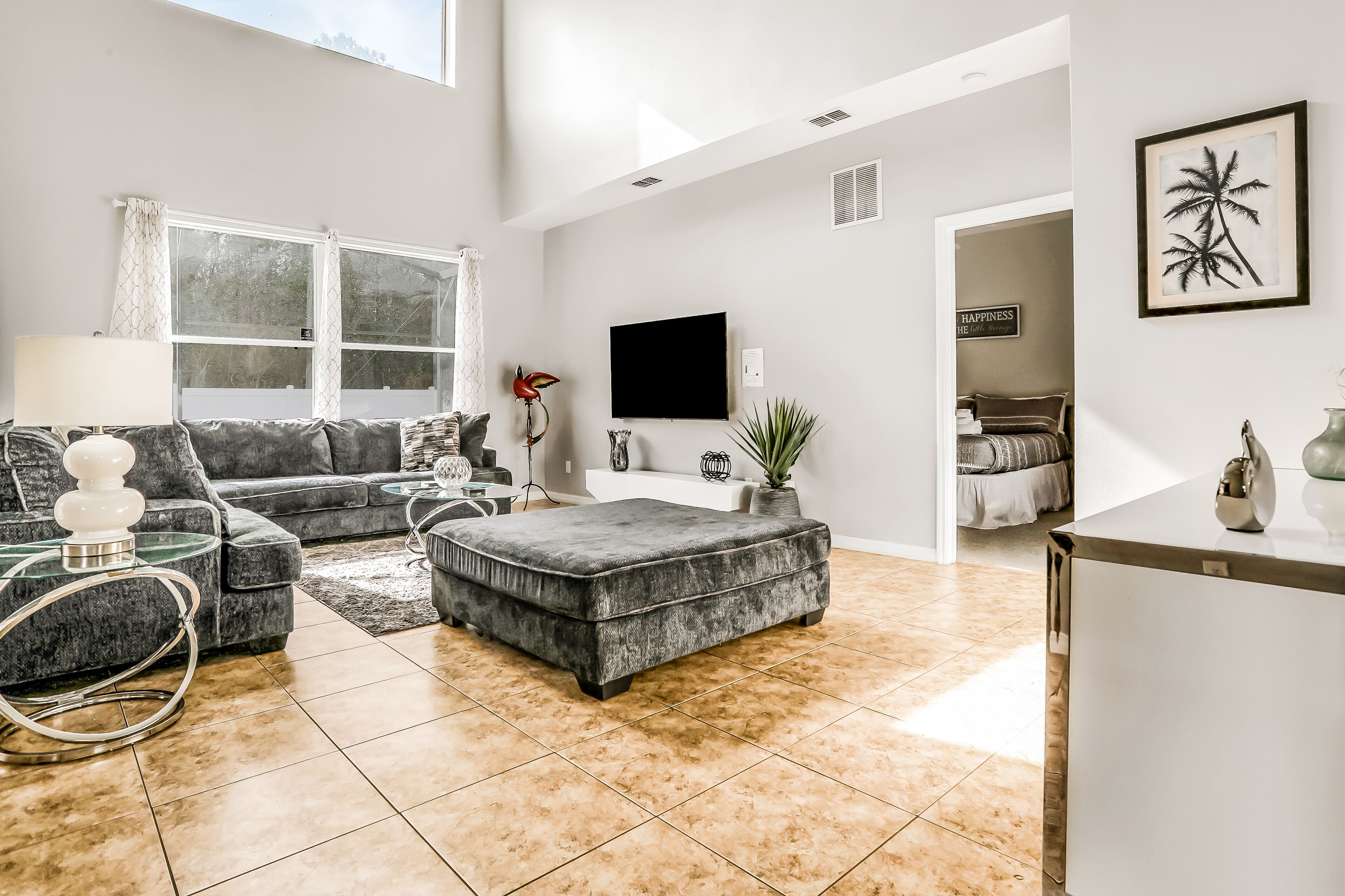 Spacious home with pool, pool spa, enclosed yard & washer/dryer
