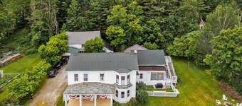 Long Trail Suite | 10 Mins to Mountains | Foliage