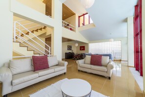 Interior - Villa Marina, front-line marina property with 4 bedrooms (Albufeira)