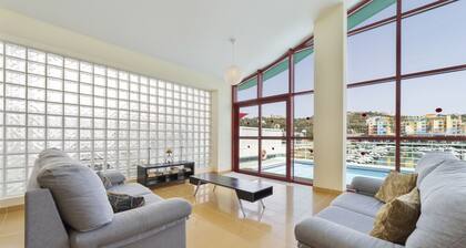 Villa Marina, front-line marina property with 4 bedrooms