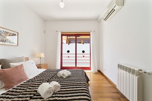 4 soverom, strykejern/-brett, wi-fi (inkludert) og sengetøy