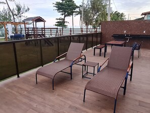 Apartamento | Restaurante al aire libre