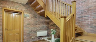 The Old Mill, Cheshire Countryside.  5 miles Roman town of Chester