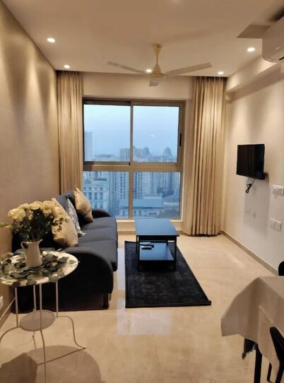 Entire 1 bhk in Powai Hiranandani - Pearl of Powai