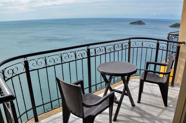 Superior Apartment | Terrace/patio