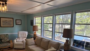 Unclassified image, 2 of 20, button - Cozy Waterfront Fish Camp- Catch Dinner from your Dock! (Crystal River)