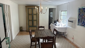 Unclassified image, 5 of 20, button - Cozy Waterfront Fish Camp- Catch Dinner from your Dock! (Crystal River)