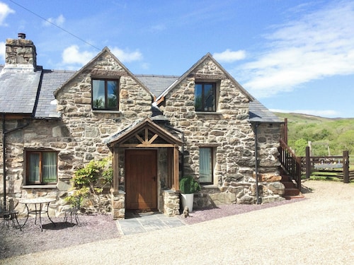 1 bedroom accommodation in Blaenau Ffestiniog