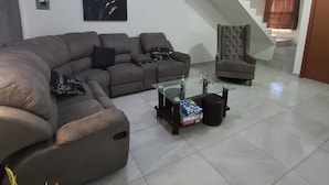 Unclassified image, 5 of 12, button - Casa Entera Parral (Hidalgo del Parral)