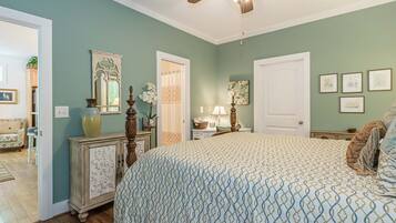 1 bedroom, desk, iron/ironing board, free WiFi