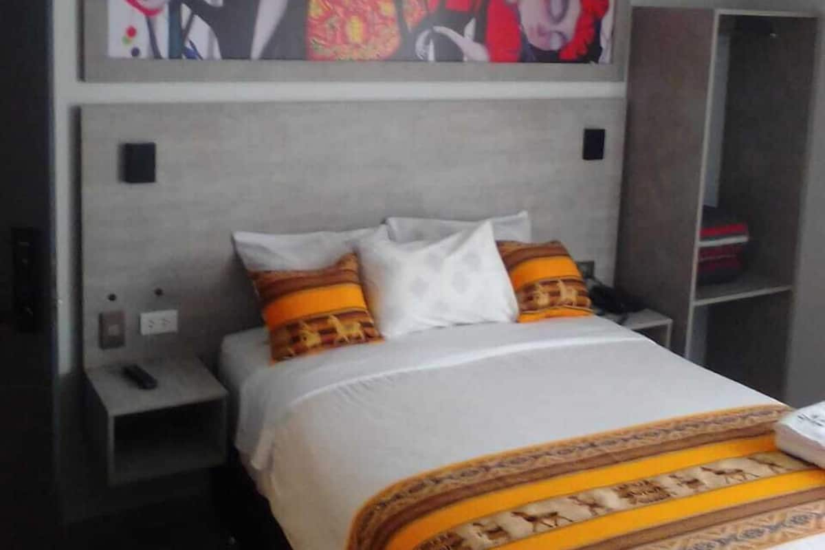 Double Room | Desk, laptop workspace, free WiFi, bed sheets