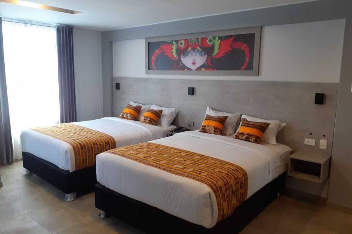 Twin Room | Desk, laptop workspace, free WiFi, bed sheets