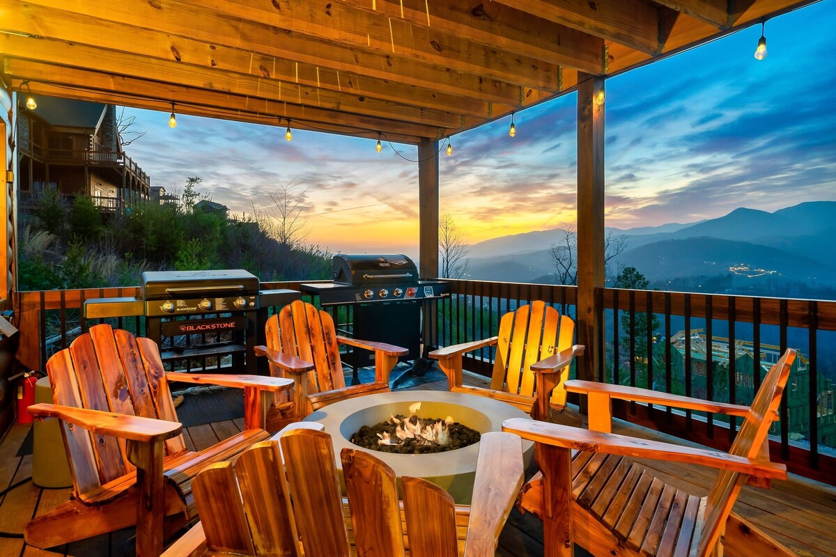 Photo 172 of Amazing view, HotTub, Arcade,Theater,FirePit,Grill,Sauna,Putt putt, Pet Friendly