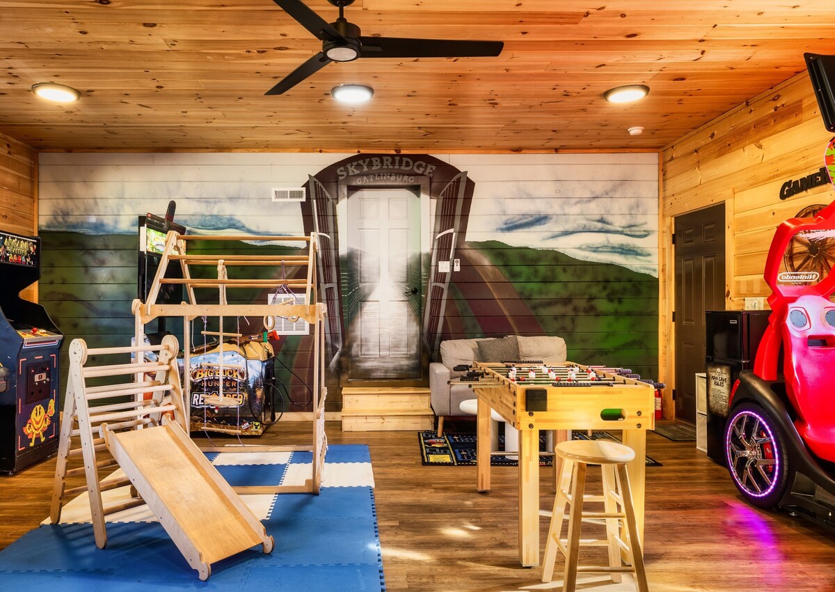 Photo 90 of Amazing view, HotTub, Arcade,Theater,FirePit,Grill,Sauna,Putt putt, Pet Friendly