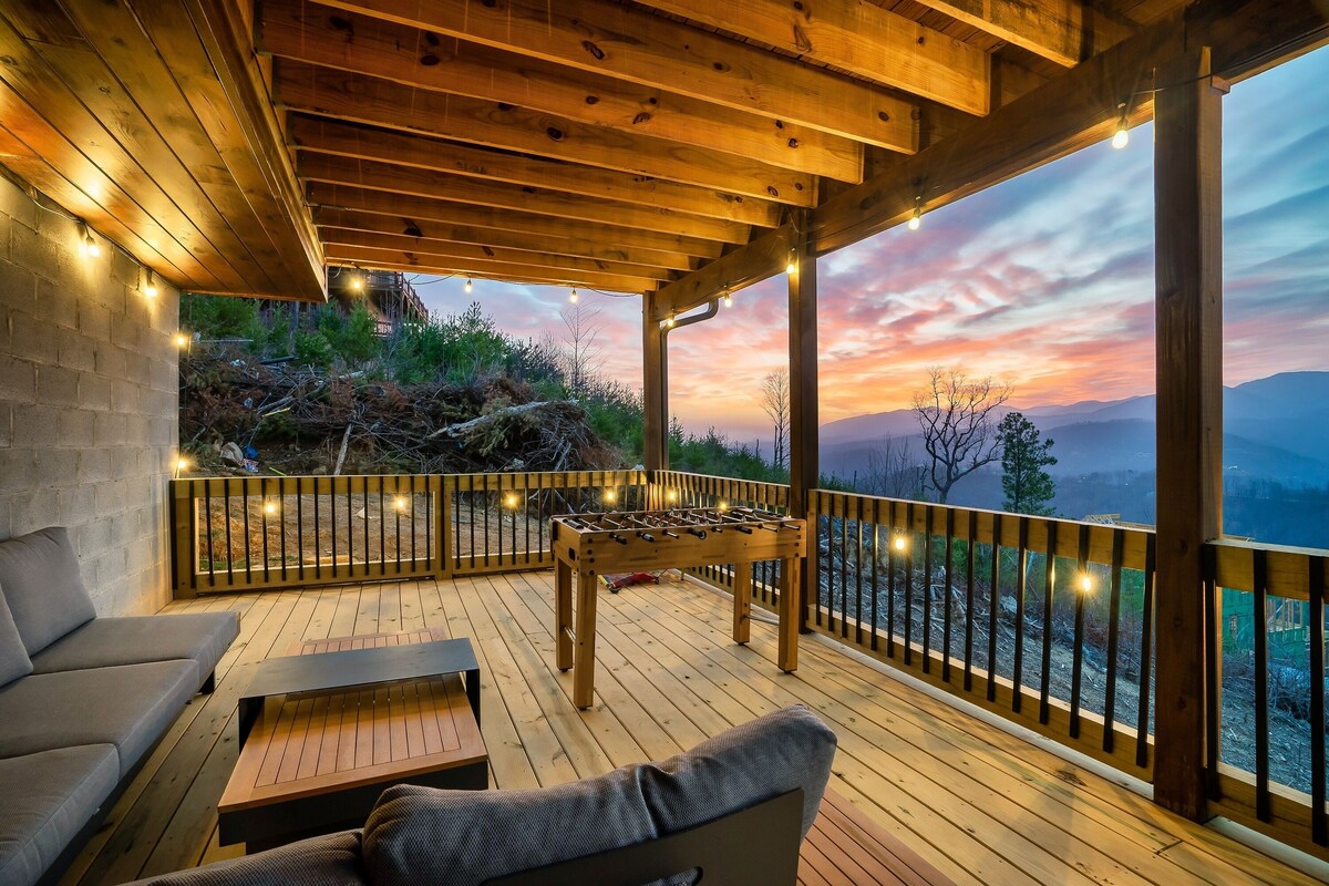 Photo 176 of Amazing view, HotTub, Arcade,Theater,FirePit,Grill,Sauna,Putt putt, Pet Friendly