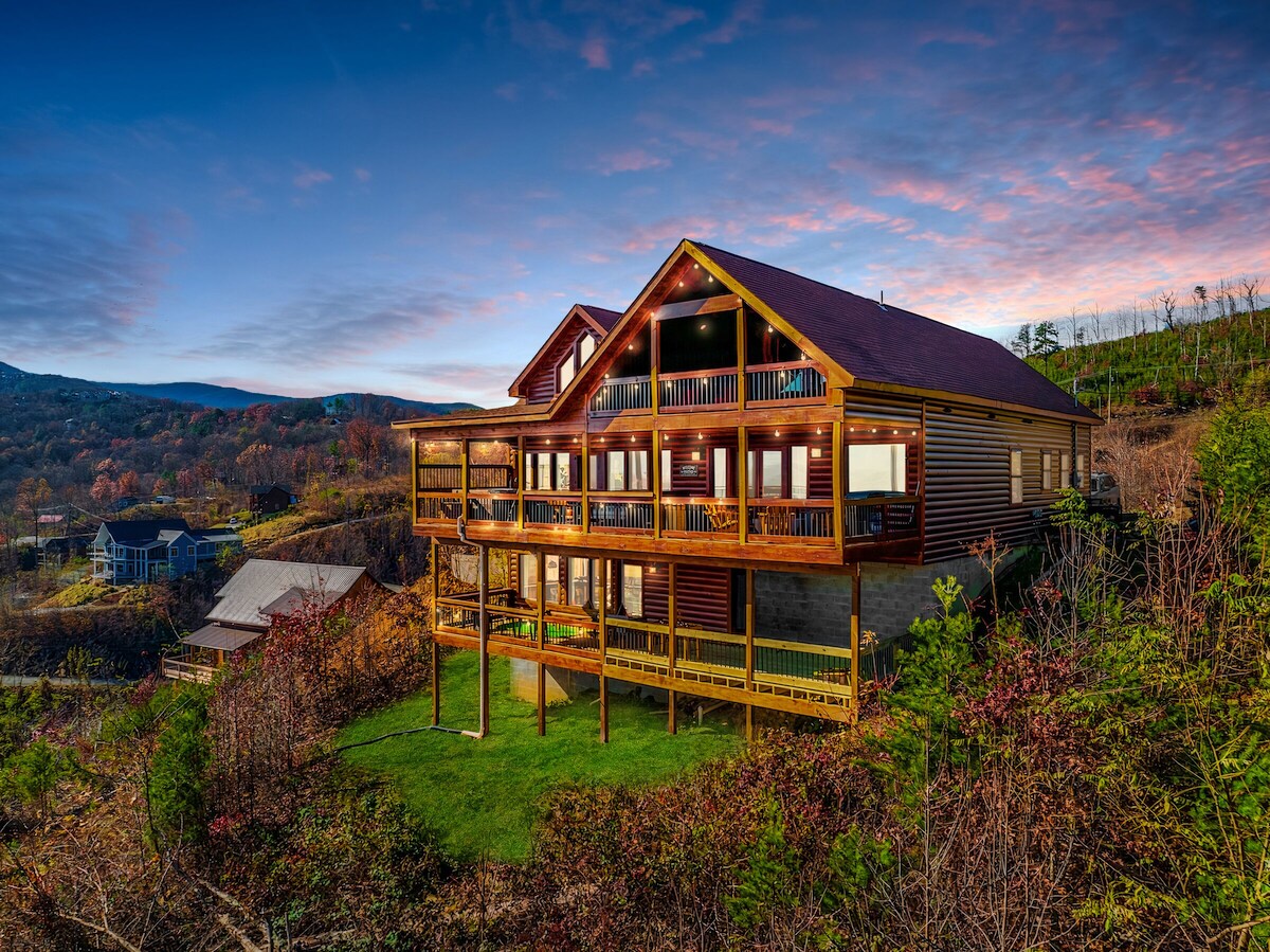 Photo 71 of Amazing view, HotTub, Arcade,Theater,FirePit,Grill,Sauna,Putt putt, Pet Friendly