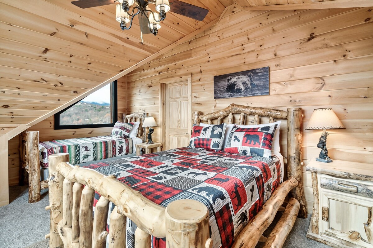 Photo 138 of Amazing view, HotTub, Arcade,Theater,FirePit,Grill,Sauna,Putt putt, Pet Friendly