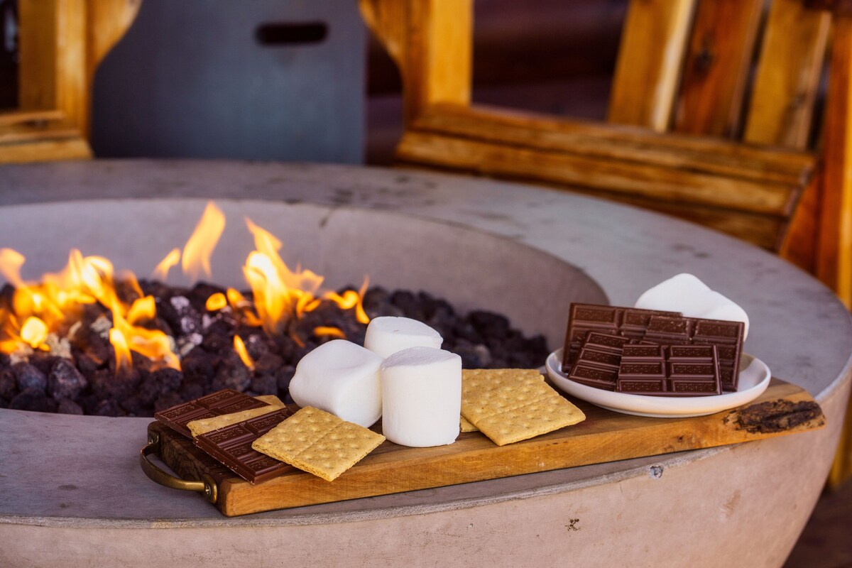 Photo 105 of Amazing view, HotTub, Arcade,Theater,FirePit,Grill,Sauna,Putt putt, Pet Friendly