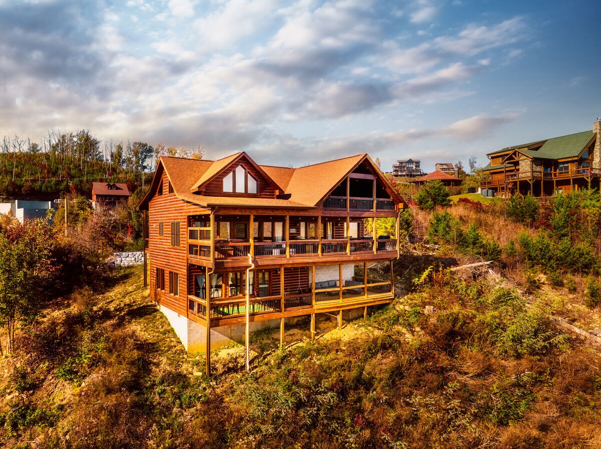 Photo 161 of Amazing view, HotTub, Arcade,Theater,FirePit,Grill,Sauna,Putt putt, Pet Friendly