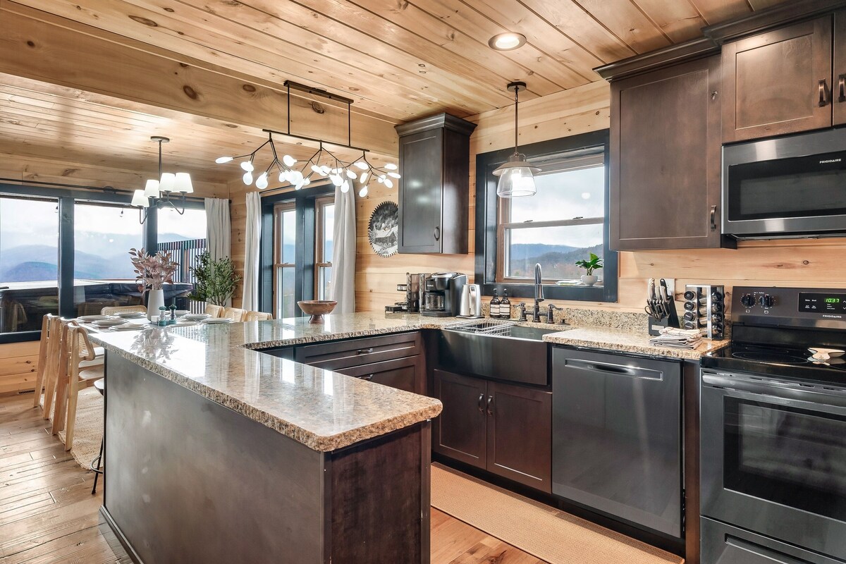 Photo 80 of Amazing view, HotTub, Arcade,Theater,FirePit,Grill,Sauna,Putt putt, Pet Friendly
