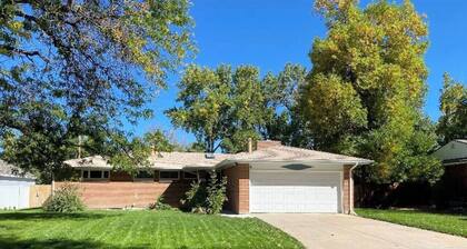 Spacious, Quiet Home in Centennial