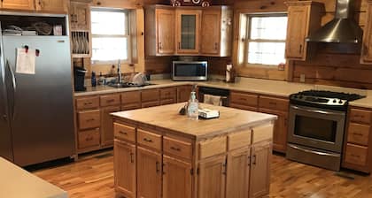 4500 sq ft Secluded Log Cabin Home on 17 acres