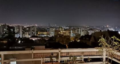 Apartman se nalazi u blizini Hrama Svetog Save. Trga Slavija . .