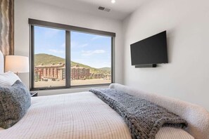 5 室のベッドルーム、アイロン / アイロン台、WiFi、ベッドシーツ