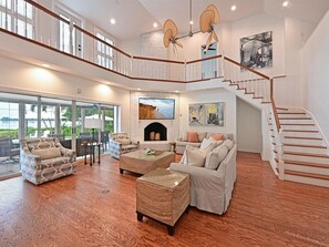 TV, ping pong - Palma Sola Bay House! Private Dock, Heated Pool/Spa, Game Room & More! (Bradenton)