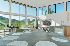 Interior - Luxury Modern Home Walk to Lifts Ski Trails (Crested Butte)