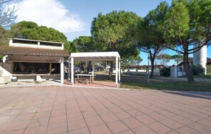 Outdoor dining - Beach front apartment (Cavallino-Treporti)