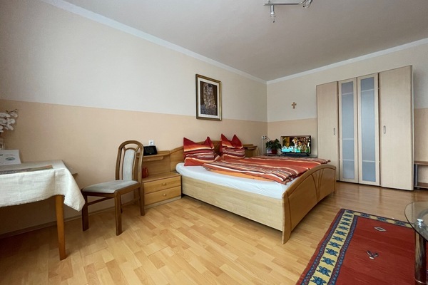 Ferienwohnung (80qm) mit großer Wohnküche-Zimmer 2