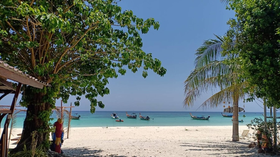Chareena Beachside