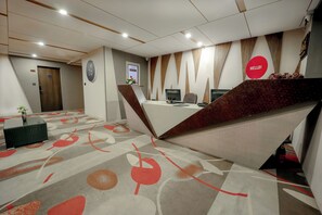 Reception - Zip By Spree Hotels Surat (Surat)