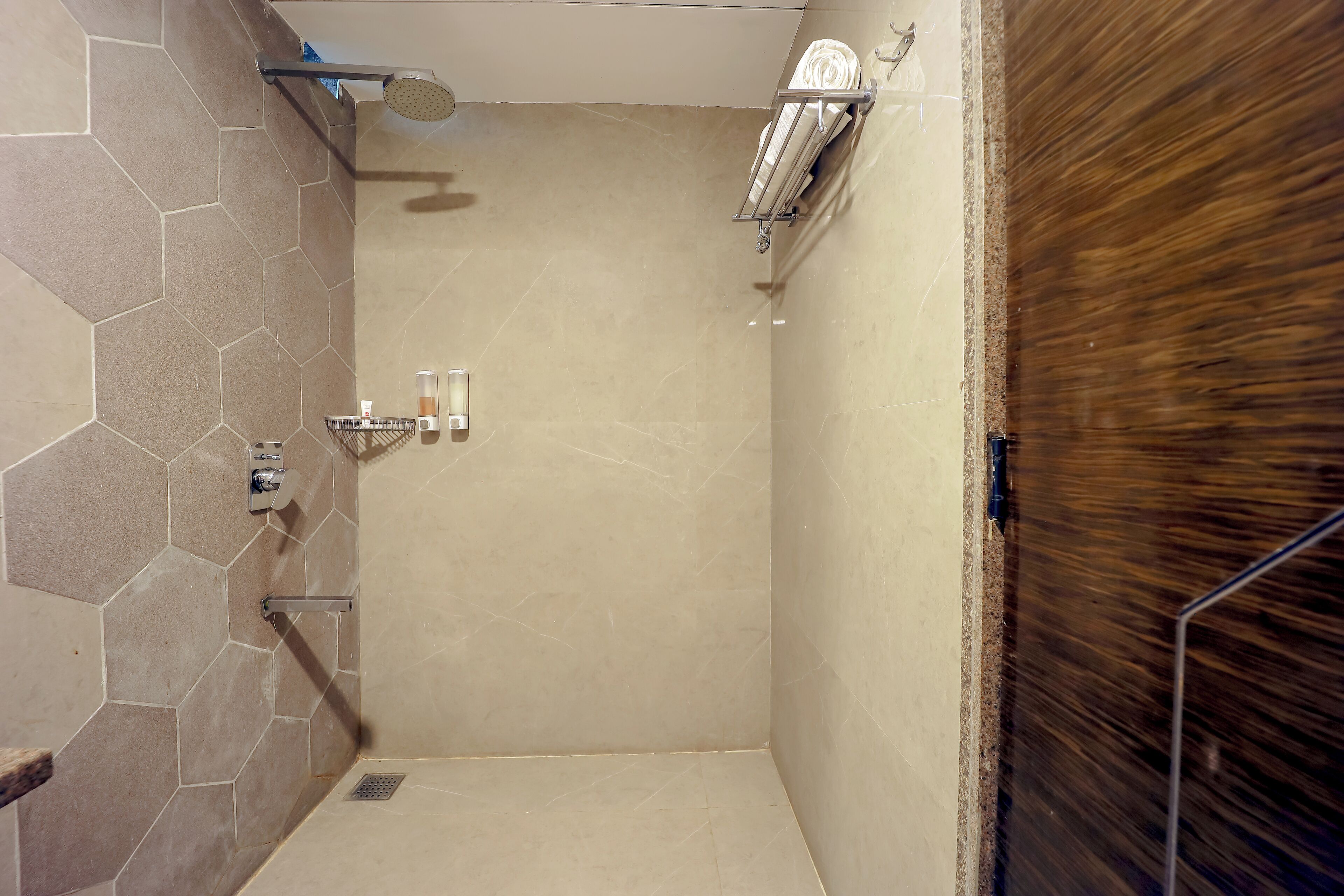 junior suite, 2 queen beds | bathroom | shower, rainfall showerhead, free toiletries, hair dryer